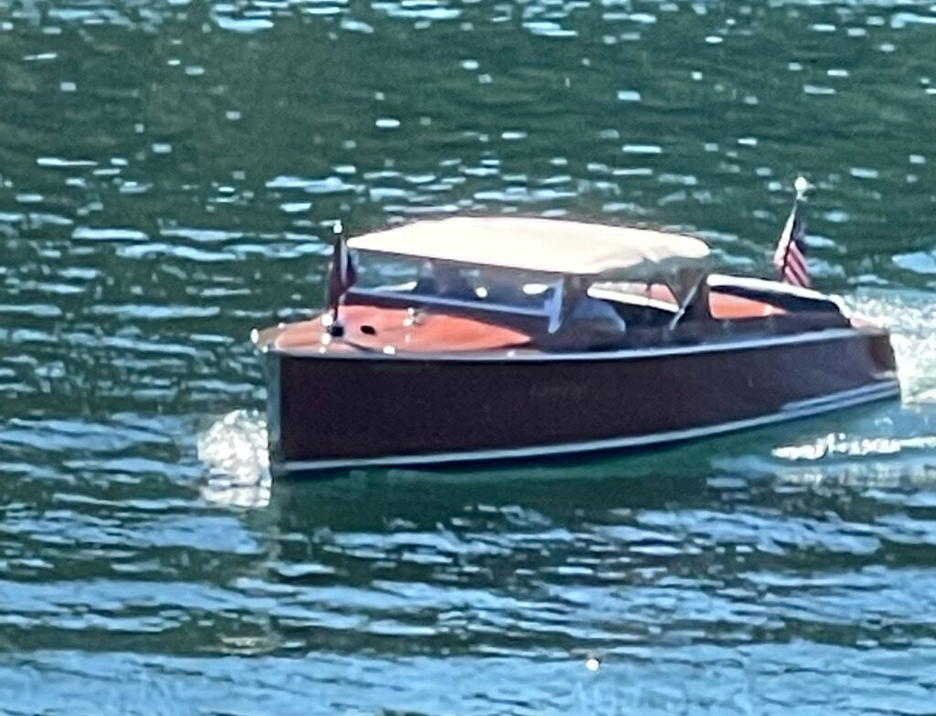 Heandi Boat Sitting